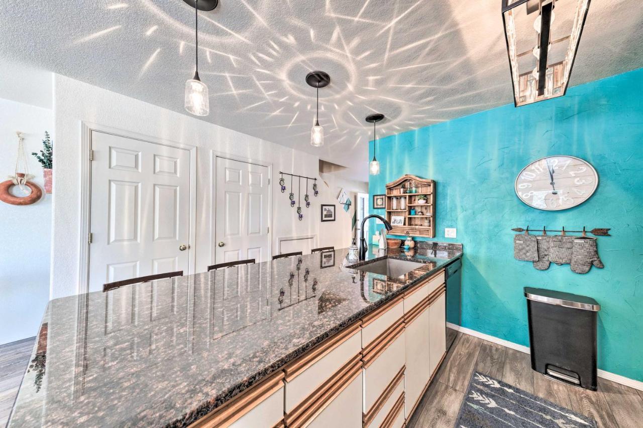 Bright Cloudcroft Condo With Game Room And Deck! Eksteriør billede
