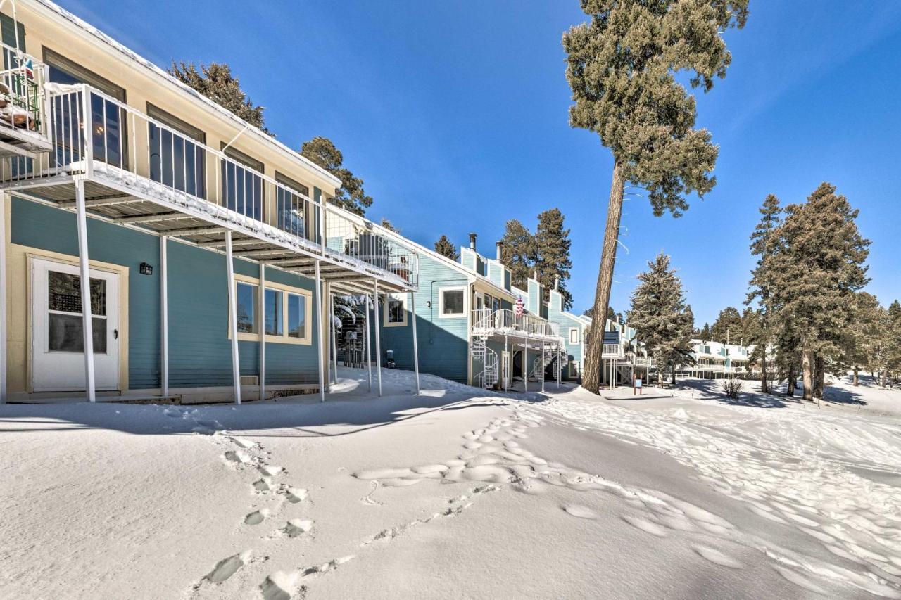 Bright Cloudcroft Condo With Game Room And Deck! Eksteriør billede